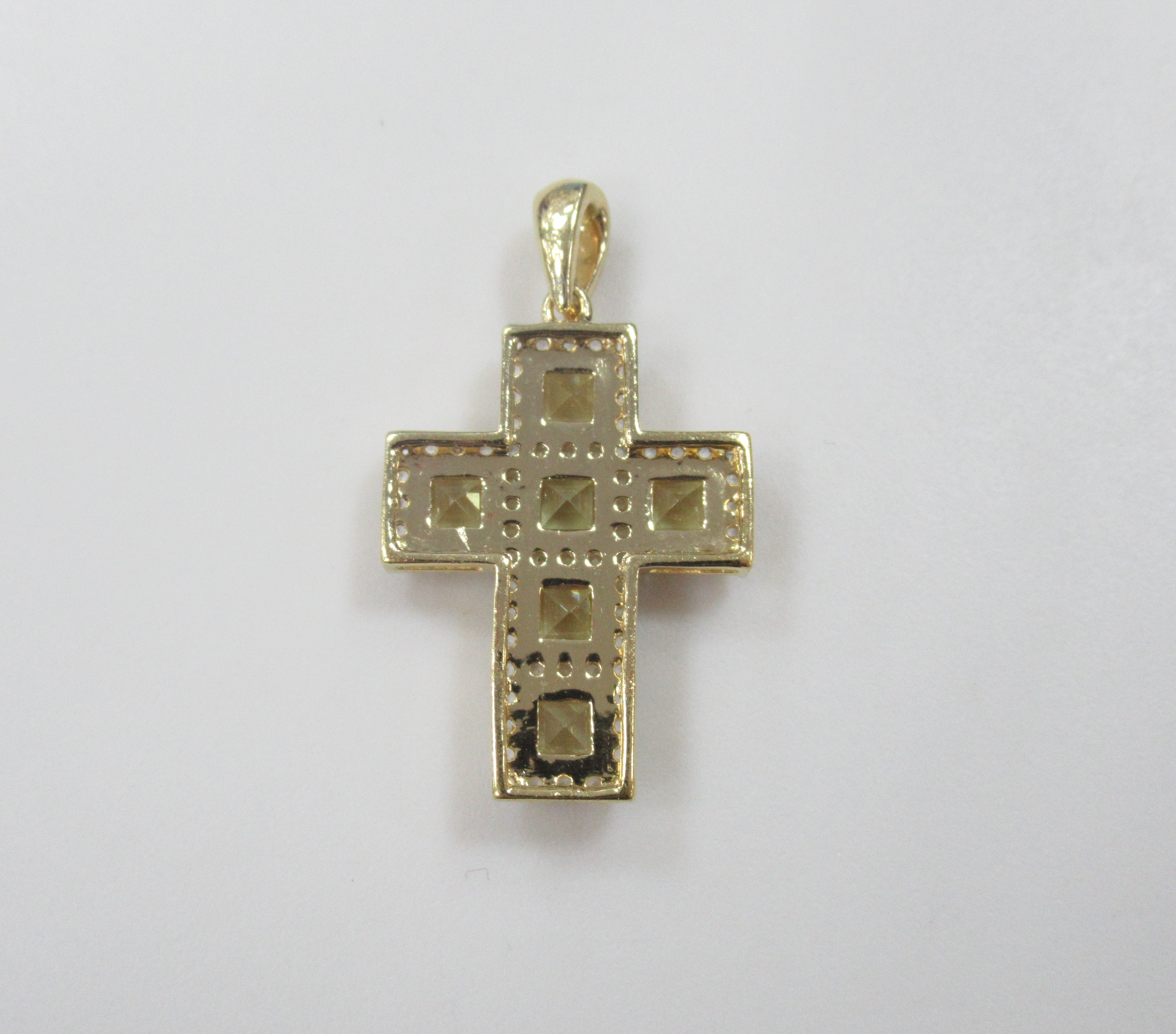 Серебряная подвеска-крест с гелиодорами